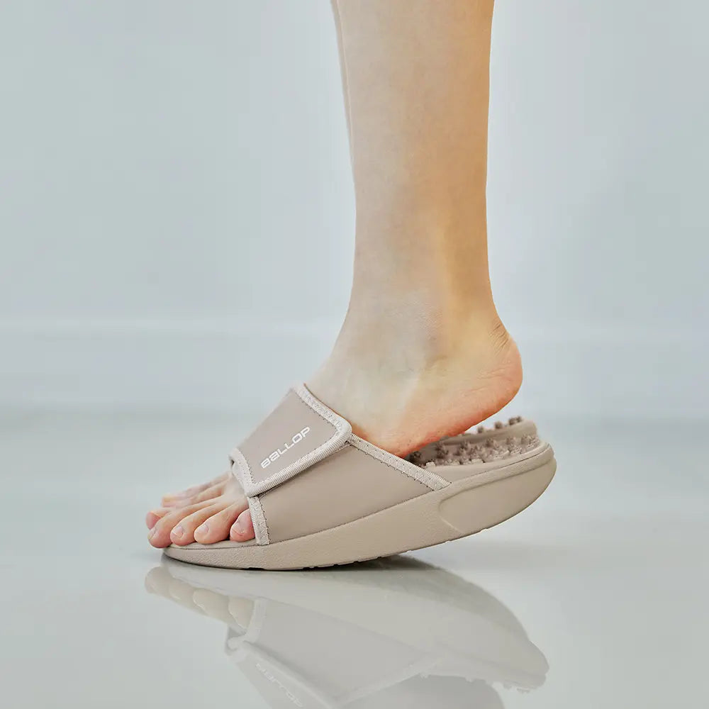 Women’s Acupressure Massage Slippers (Gray, KR 230 / US 6)