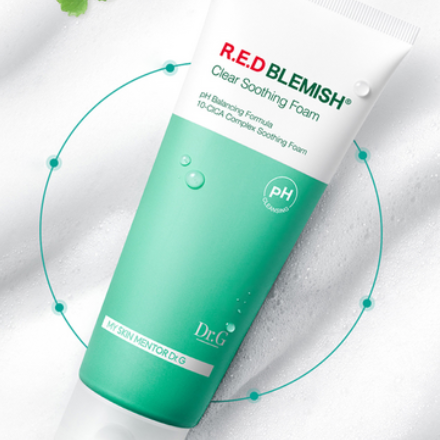 Red Blemish Clear Soothing Foam Cleanser 200ml