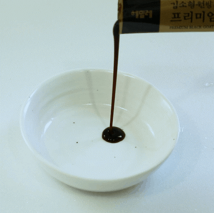 Kim So-hyung Premium Black Goat Extract 1 Box (15g × 90 Sticks)